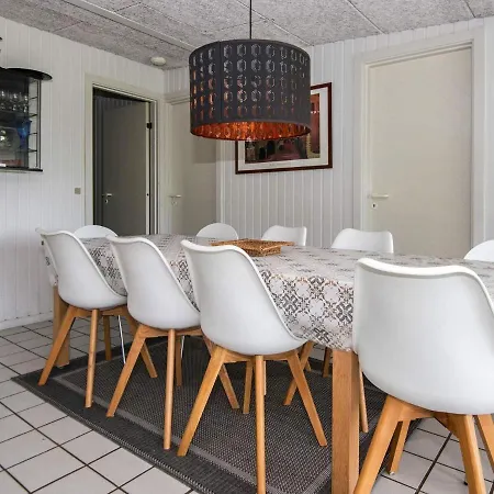 Five-bedroom In 1 בית נופש